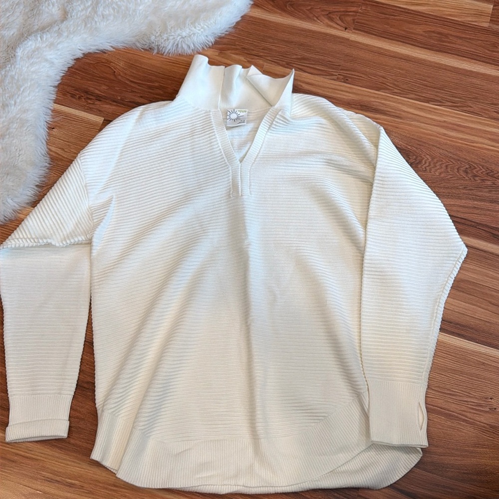 Aerie Offline Long Sleeve (White)